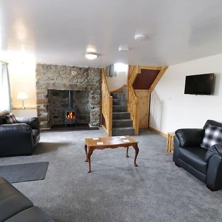 Ty Rhos, Farm Stay, Sleeps 4, Rhoshirwaun 2 Miles From Aberdaron Exterior foto