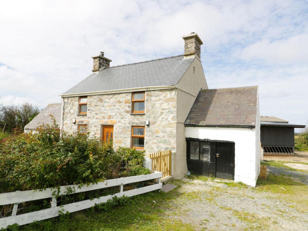 Ty Rhos, Farm Stay, Sleeps 4, Rhoshirwaun 2 Miles From Aberdaron Exterior foto
