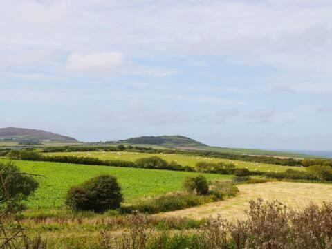 Ty Rhos, Farm Stay, Sleeps 4, Rhoshirwaun 2 Miles From Aberdaron Exterior foto